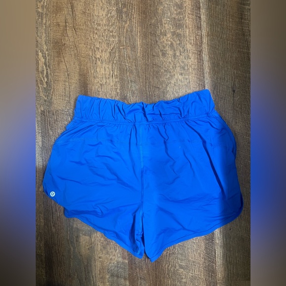 lululemon Strides Ahead High-Rise Short 4” - Picture 3 of 4